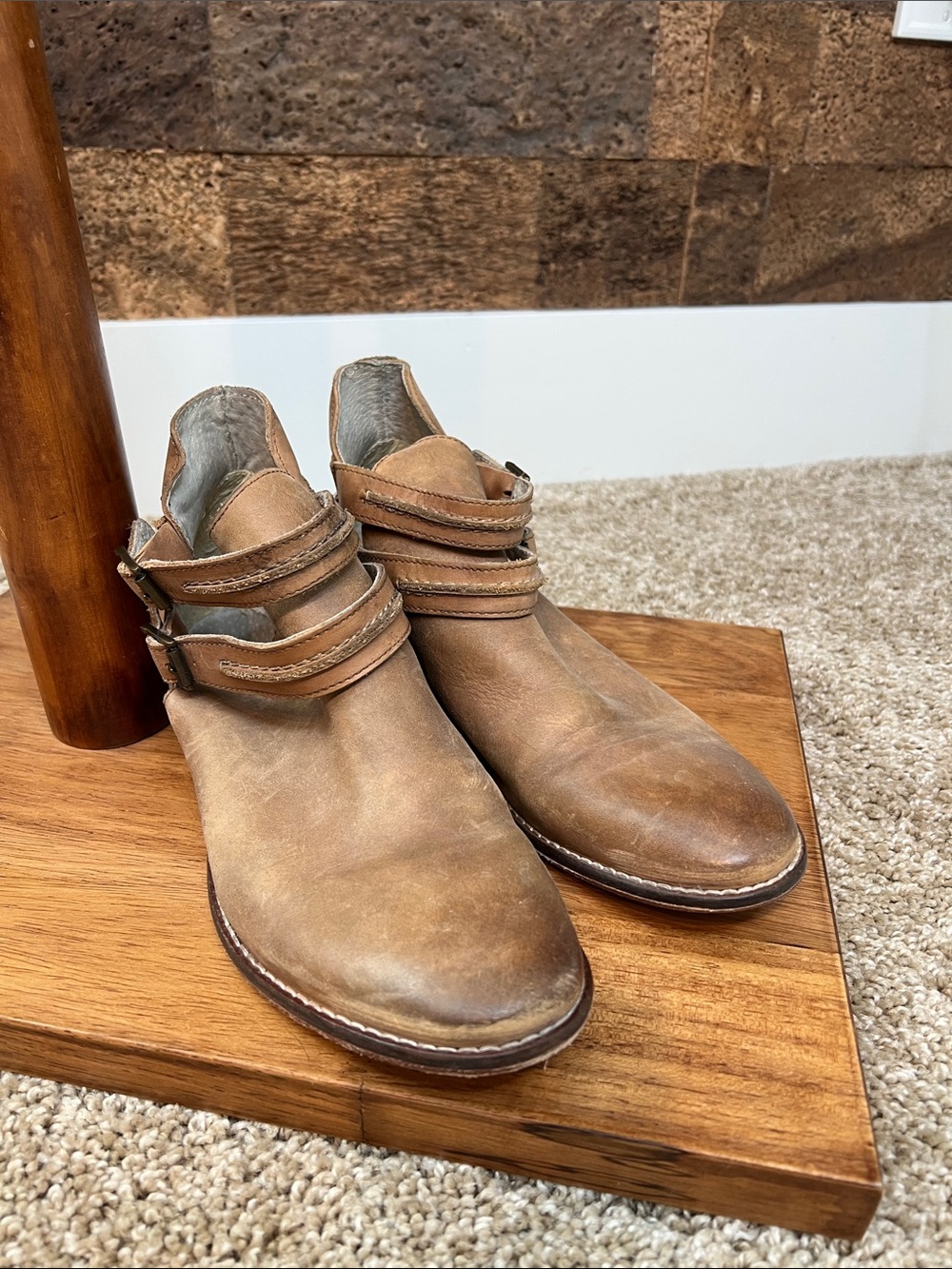 Free People Braeburn Brown Leather Ankle Boots. SZ 38  (7.5)